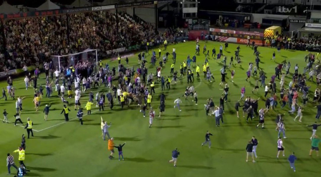 غريمسبي يُقصي مانشستر يونايتد من كأس الرابطة الإنجليزية