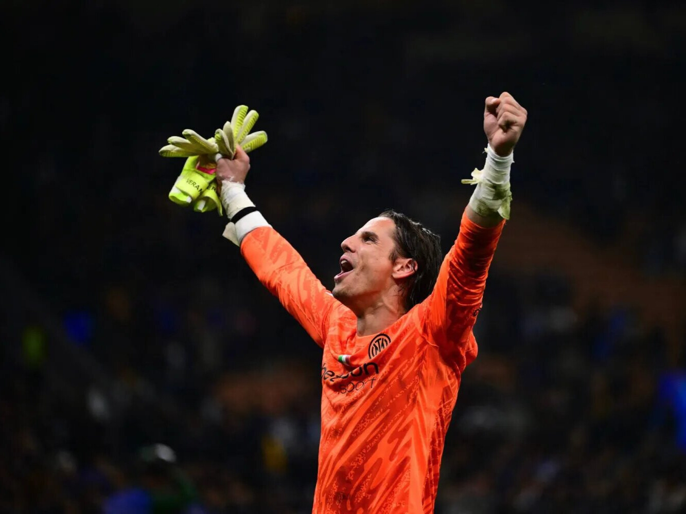 أفضل 10 حُرّاس مرمى في العالم لعام 2025